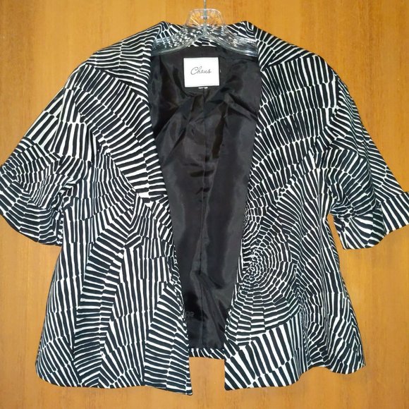 Chaus Black and White Abstract Design Short Sleeve Blazer Shawl Collar - Picture 4 of 5